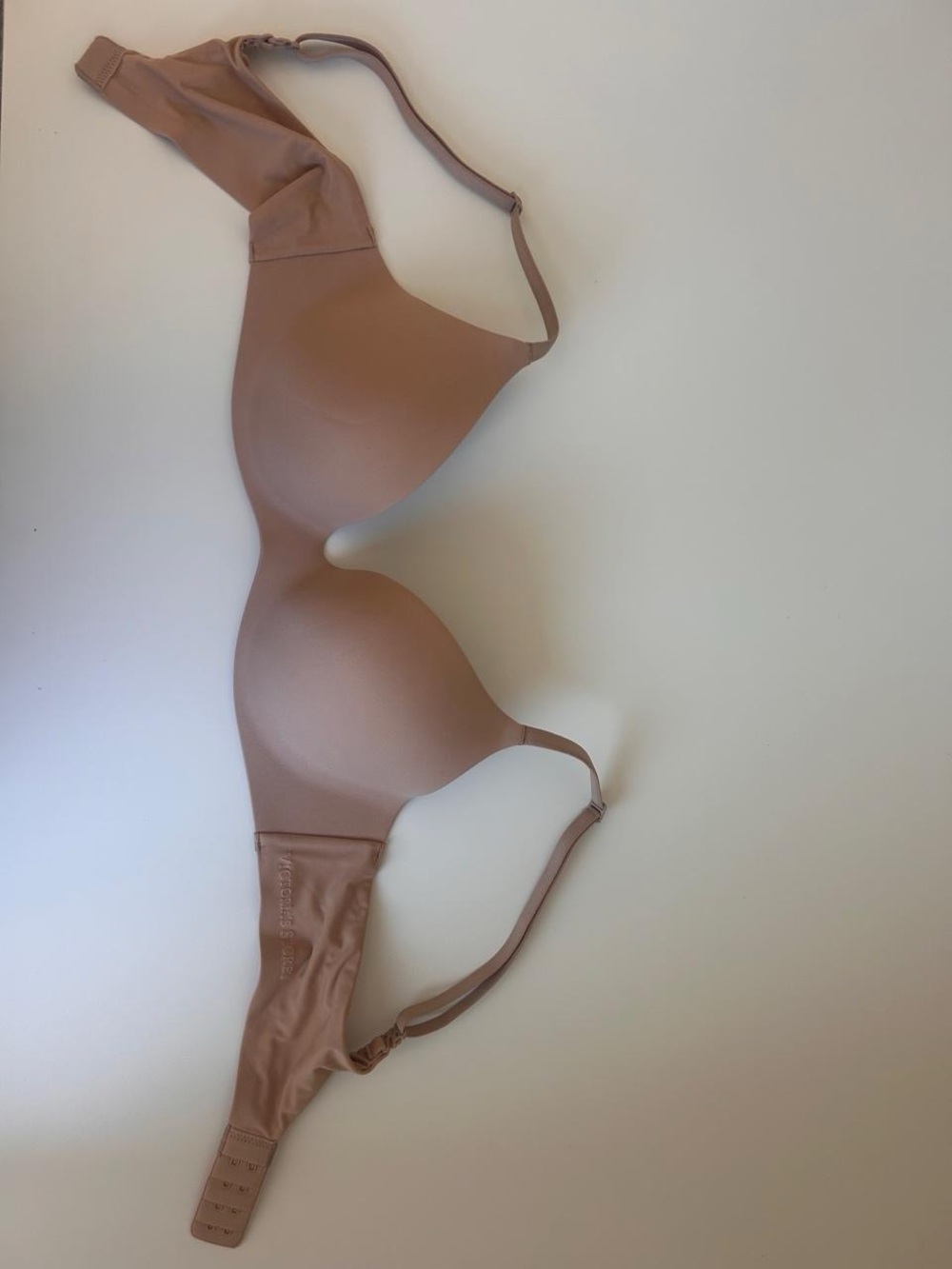 Victoria’s Secret Body by Victoria Lightly Lined Smooth Demi Bra